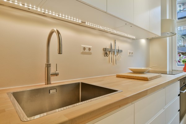 Photo - Sold: Baetostraat 7H, 1055 EP Amsterdam